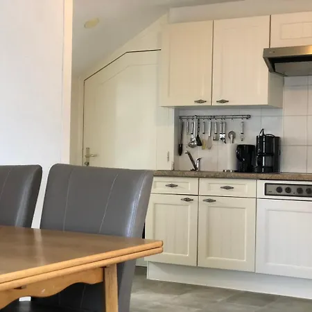 Appartement Vila Vora 2 *